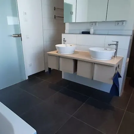 Ferienwohnung Menge Obersulm Buitenkant foto