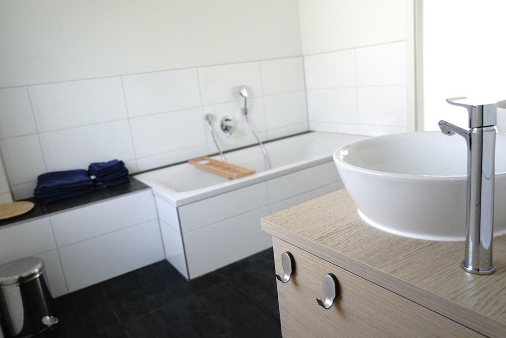 Menge Apartment